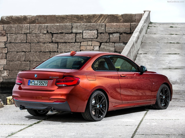 BMW 2-series фото