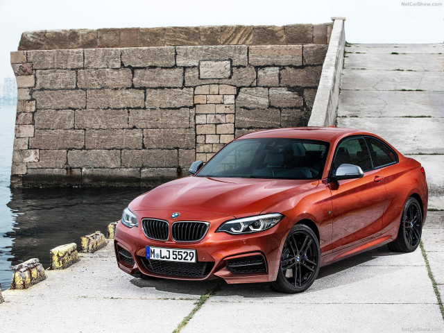 BMW 2-series фото