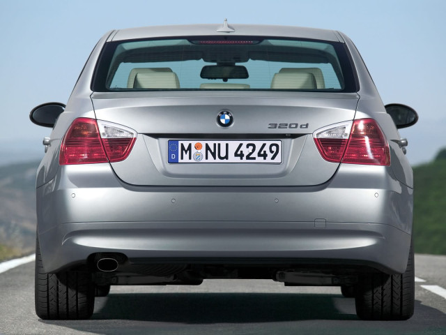 BMW 3-series E90 Sedan фото