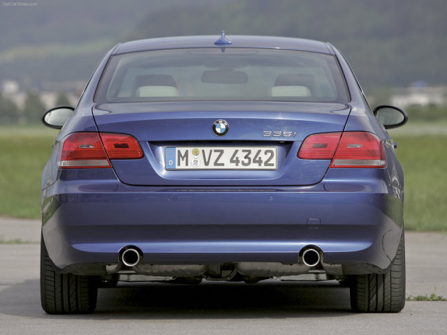 BMW 3-series E92 Coupe фото