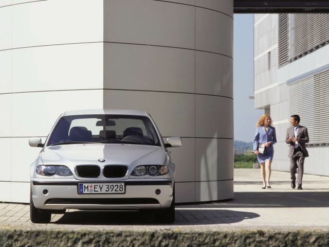 BMW 3-series фото