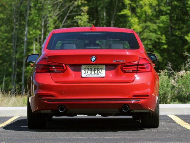 BMW 3-series фото