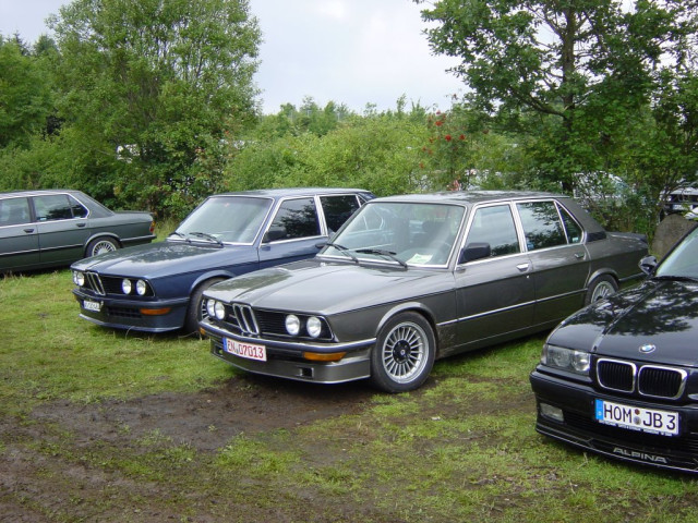 BMW 5-series E12 фото