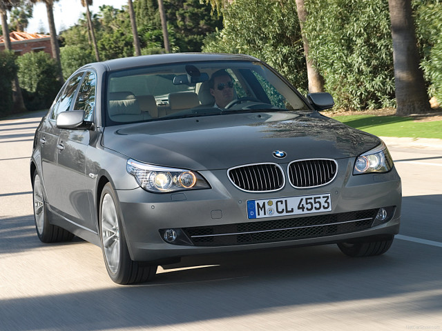 BMW 5-series E60 фото