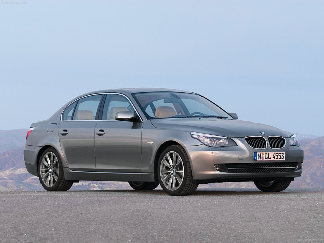 BMW 5-series E60 фото