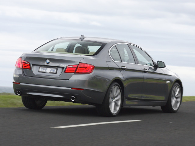 BMW 5-series F10 фото