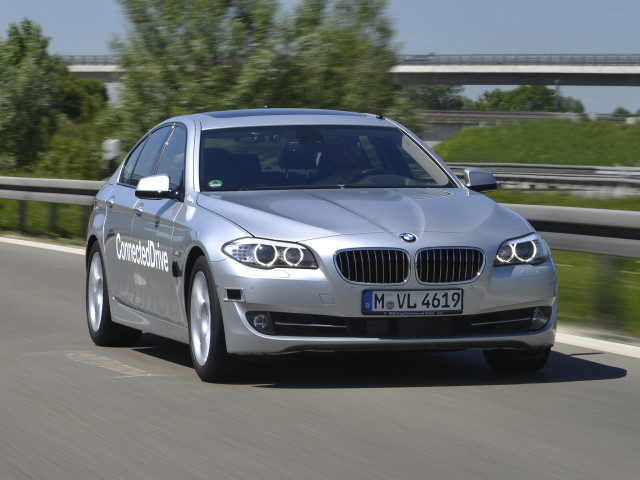 BMW 5-series F10 фото