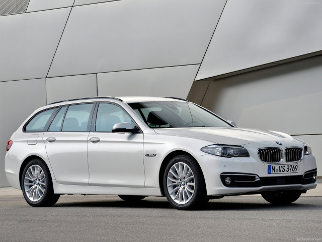 BMW 5-series F10 фото