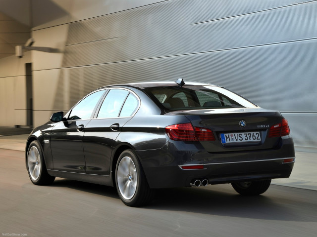 BMW 5-series F10 фото