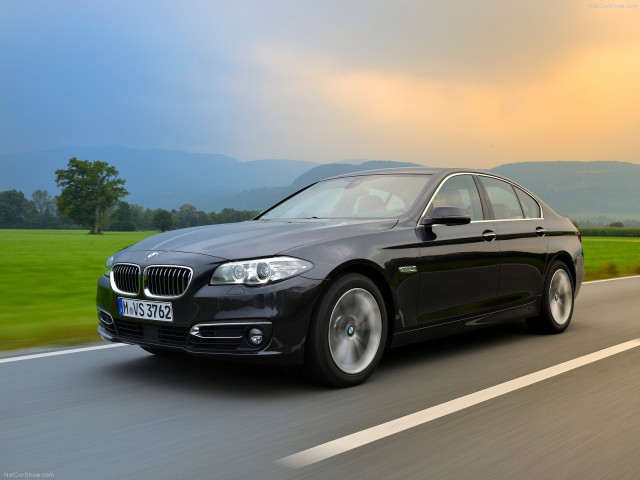 BMW 5-series F10 фото