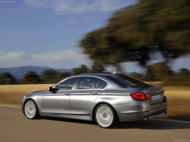 BMW 5-series F10 фото