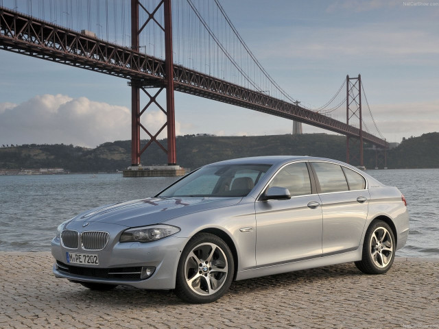 BMW 5-series F10 фото