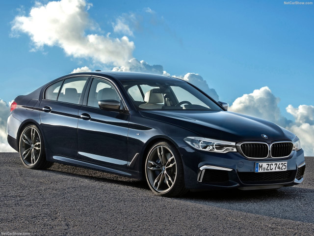 BMW 5-series G30 фото