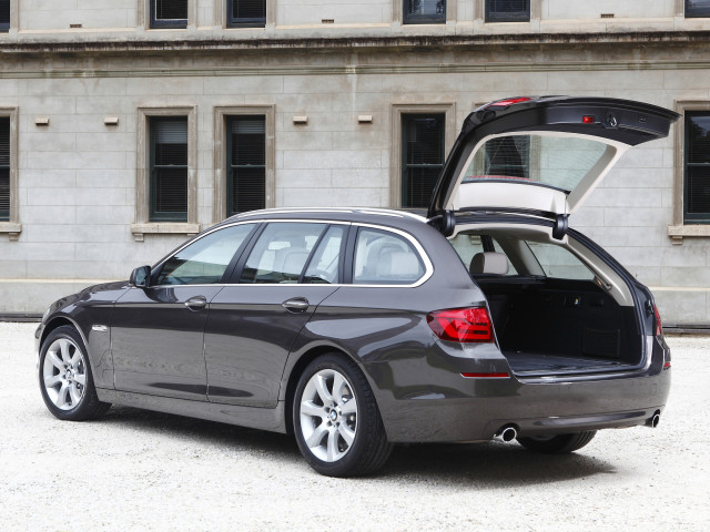 BMW 5-series Touring фото