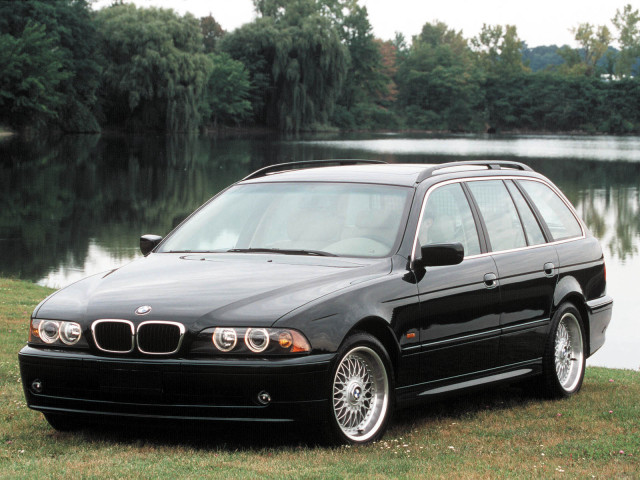 BMW 5-series Touring фото