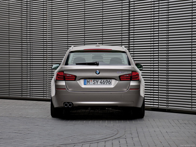 BMW 5-series Touring фото