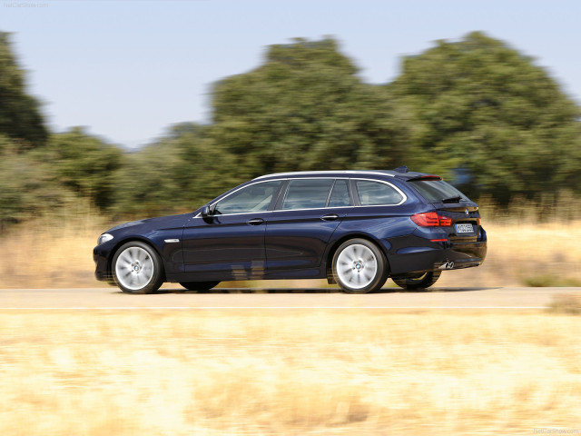 BMW 5-series Touring фото