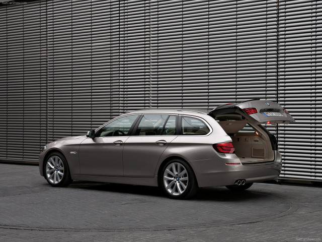 BMW 5-series Touring фото