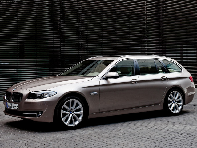 BMW 5-series Touring фото