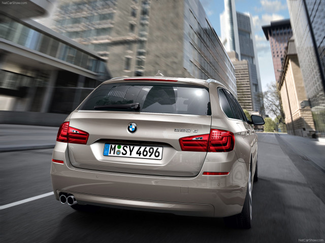 BMW 5-series Touring фото