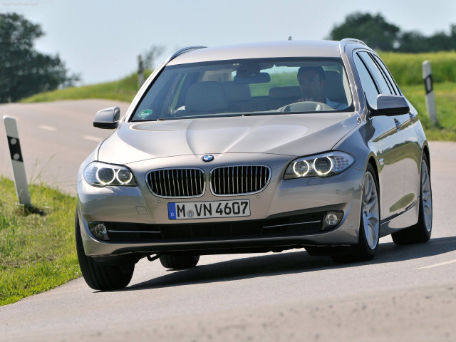 BMW 5-series Touring фото