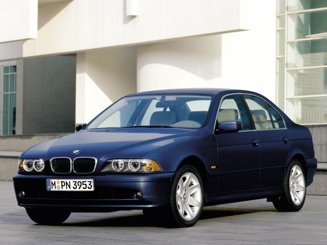 BMW 5-series фото