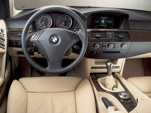 BMW 5-series фото