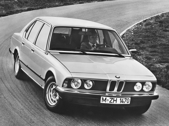 BMW 7-series E23 фото