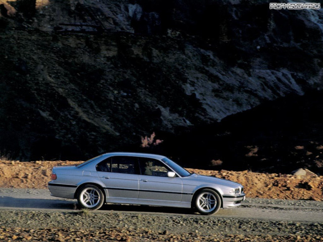 BMW 7-series E38 фото