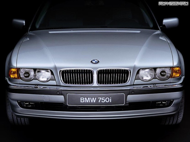 BMW 7-series E38 фото