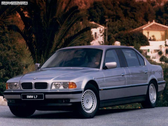 BMW 7-series E38 фото