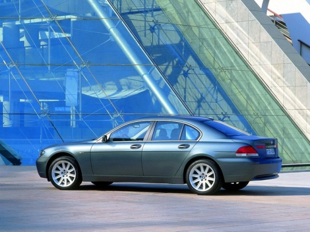 BMW 7-series E65 E66 фото