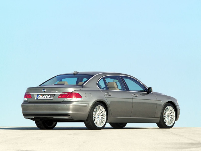 BMW 7-series E65 E66 фото