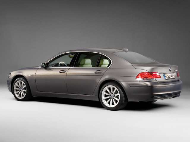 BMW 7-series E65 E66 фото