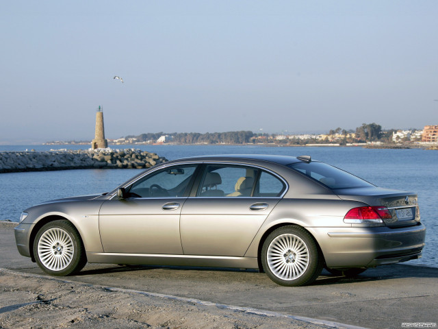 BMW 7-series E65 E66 фото