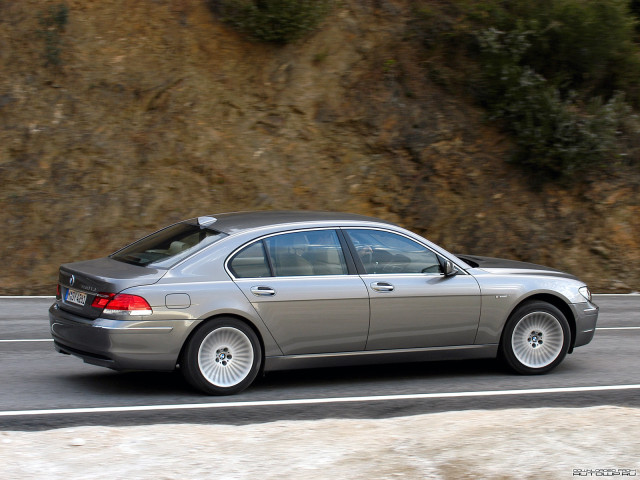 BMW 7-series E65 E66 фото