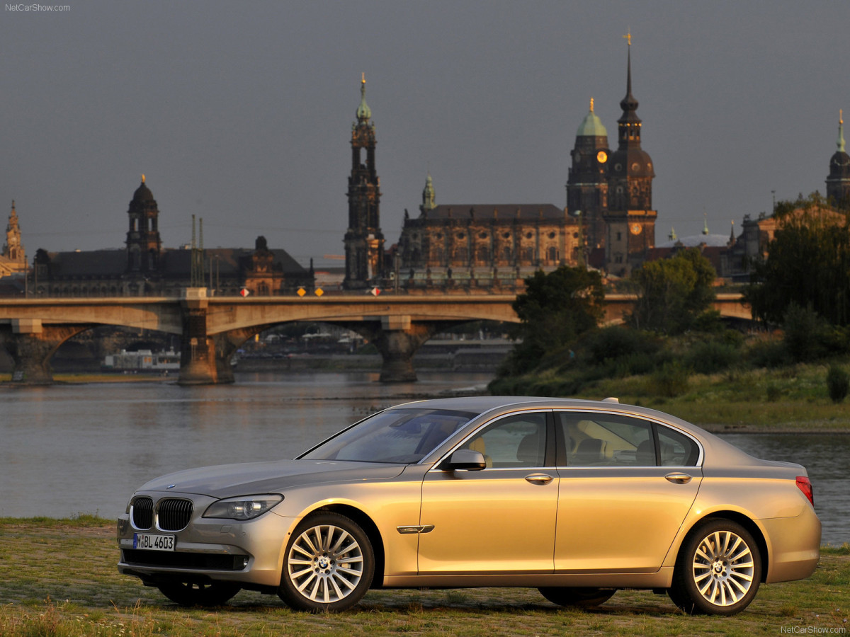 BMW 7-series F01 F02 фото 63984