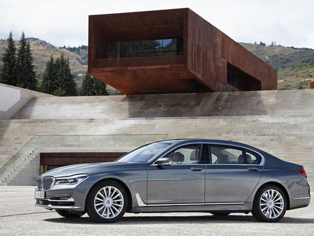 BMW 7-series фото