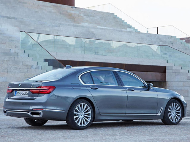 BMW 7-series фото