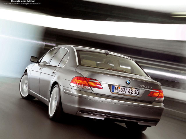 BMW 7-series фото