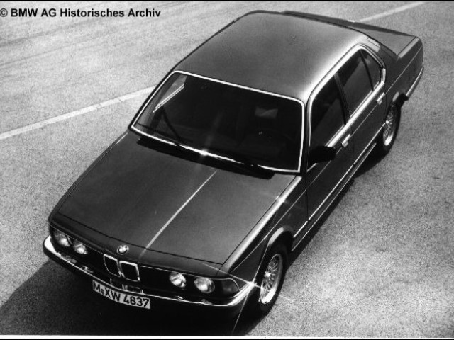 BMW 7-series фото