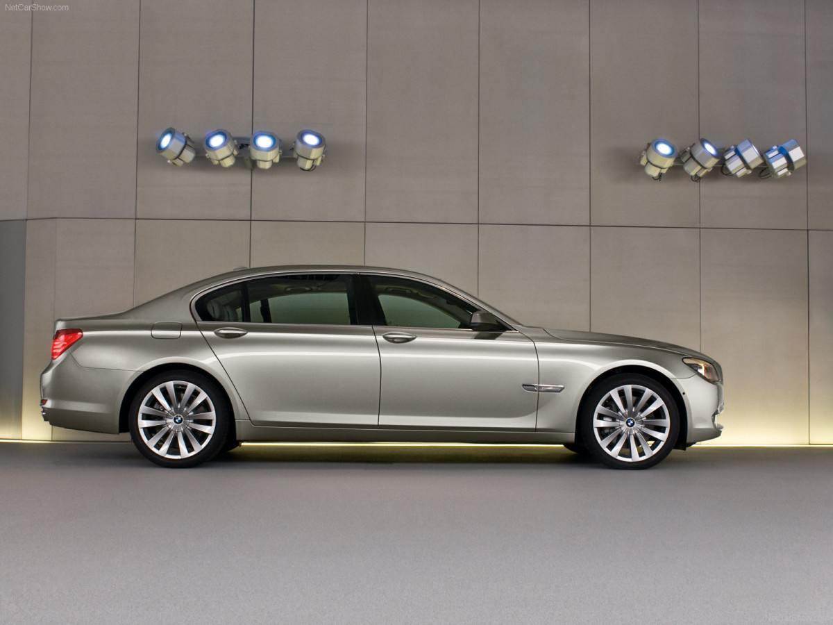 BMW 7-series фото 56789