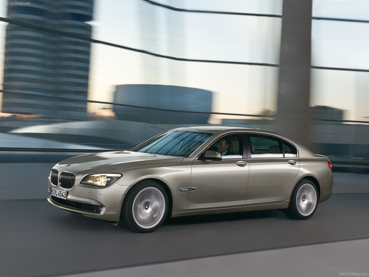 BMW 7-series фото 56793