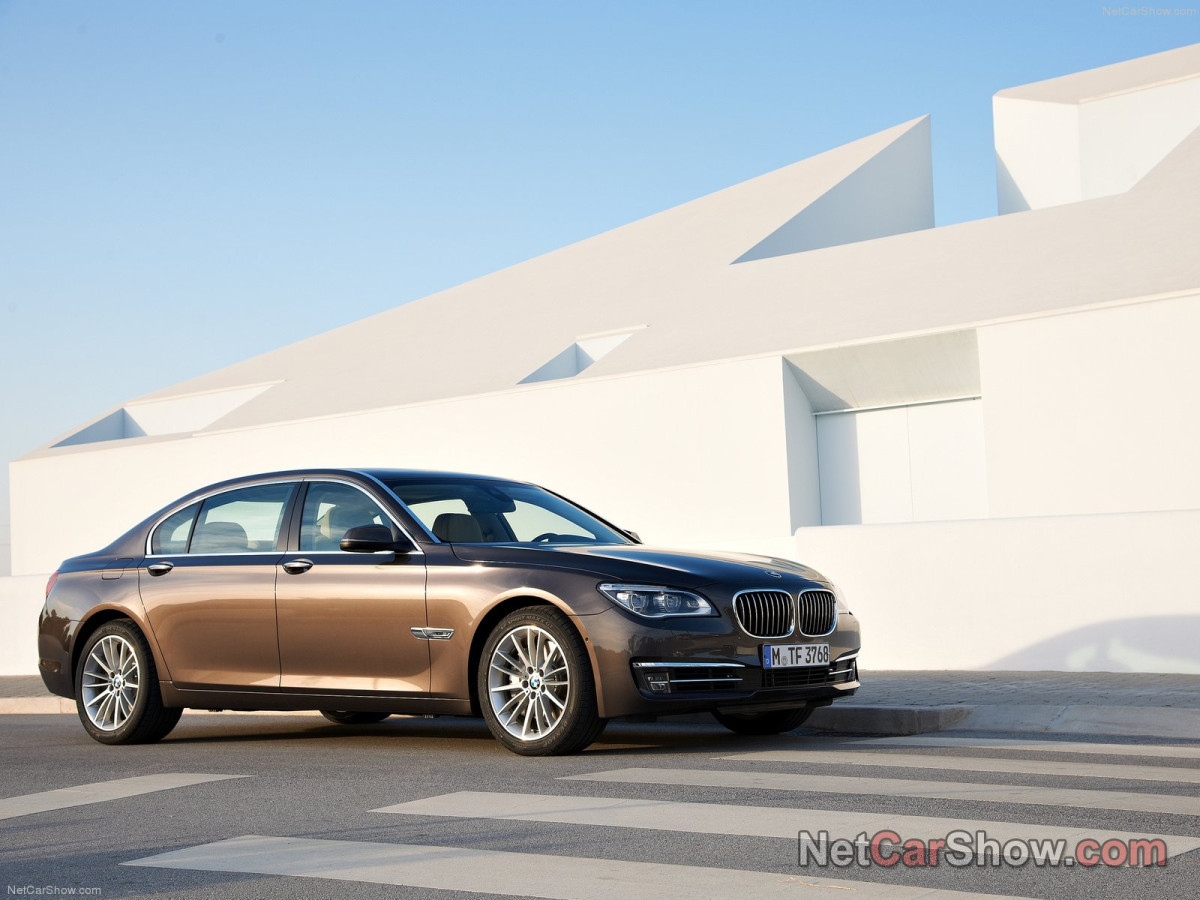 BMW 7-series фото 95782