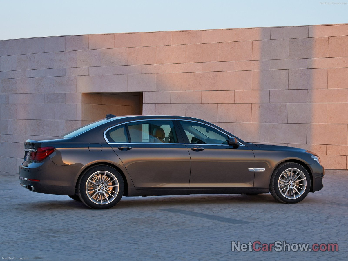 BMW 7-series фото 95795