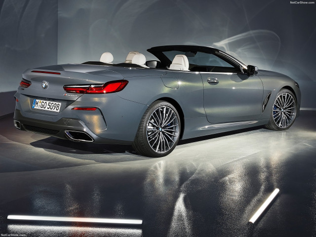 BMW 8-series Convertible фото