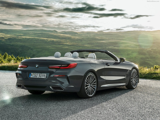 BMW 8-series Convertible фото