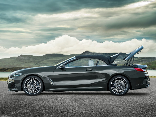 BMW 8-series Convertible фото