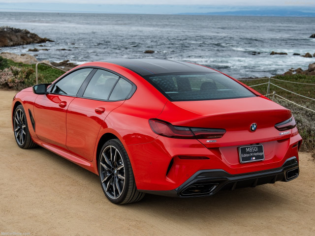 BMW 8-series фото