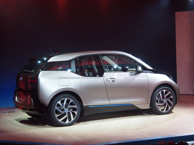 BMW i3 фото